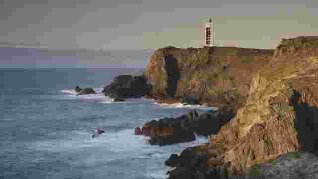 Faro e batería de punta Frouxeira 